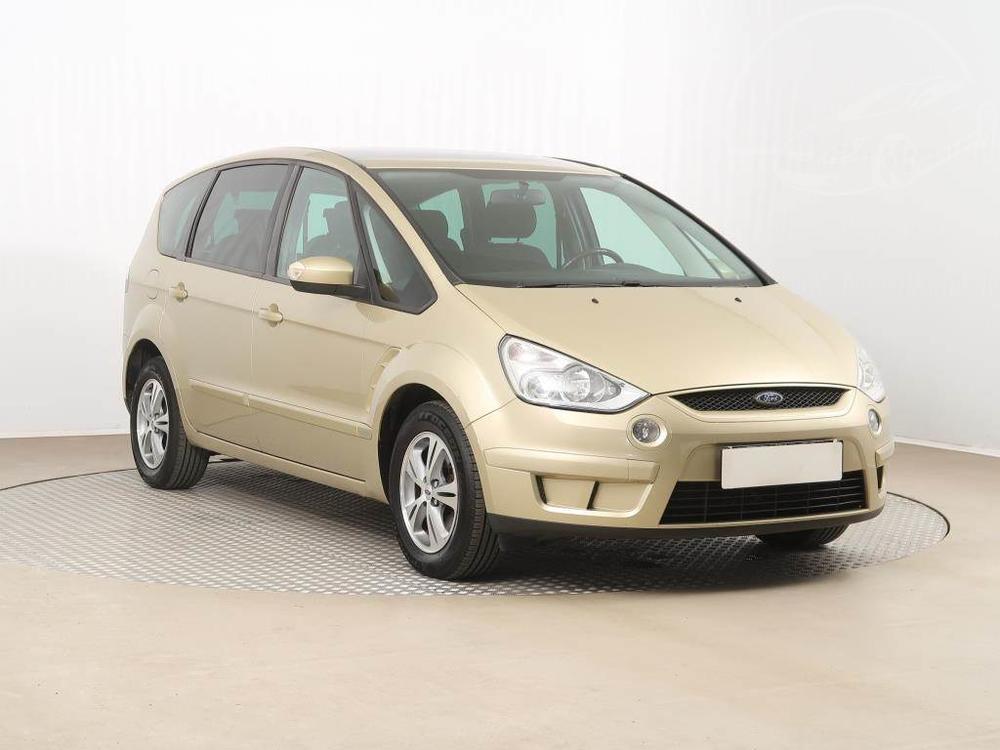 Ford S-Max 2.0 TDCi, nová STK, Tažné