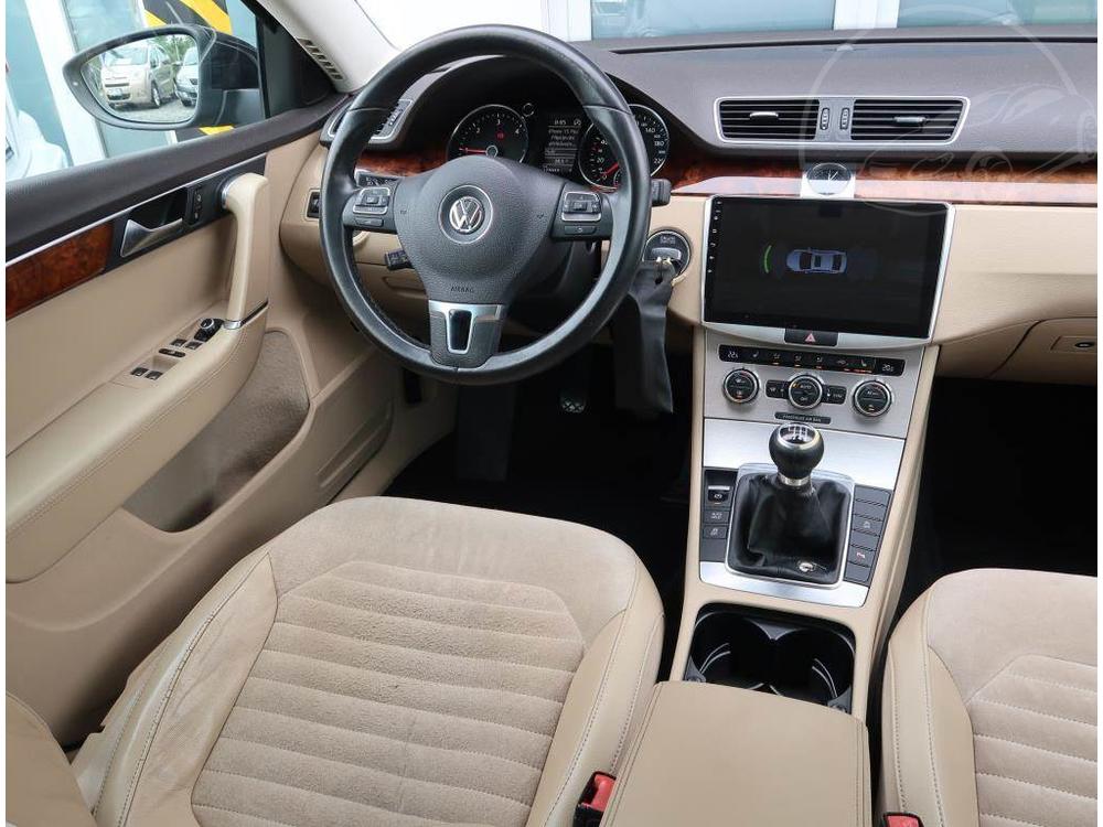 Volkswagen Passat 2.0 TDI, Koen sedaky