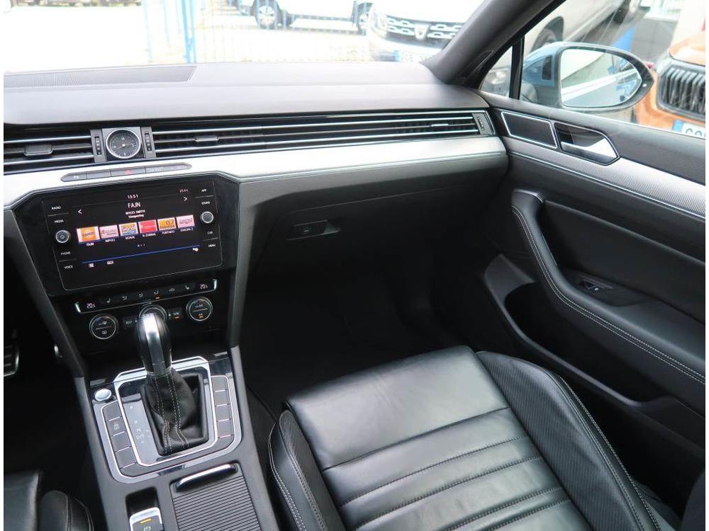 Volkswagen Passat 2.0 TDI, R-Line, Automat, R