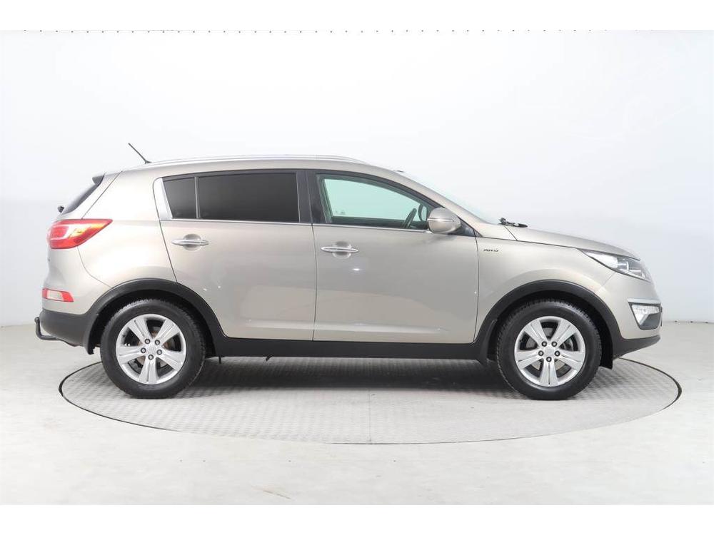 Prodm Kia Sportage 2.0 CRDi, NOV CENA, 4X4