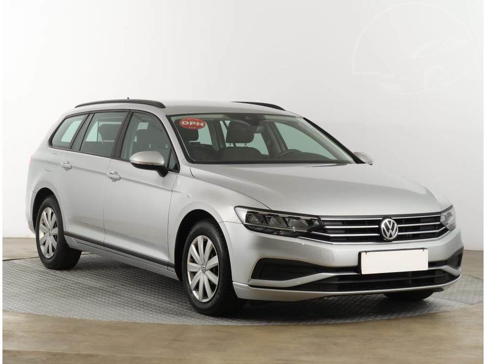 Prodm Volkswagen Passat 1.6 TDI, Automat, Navi