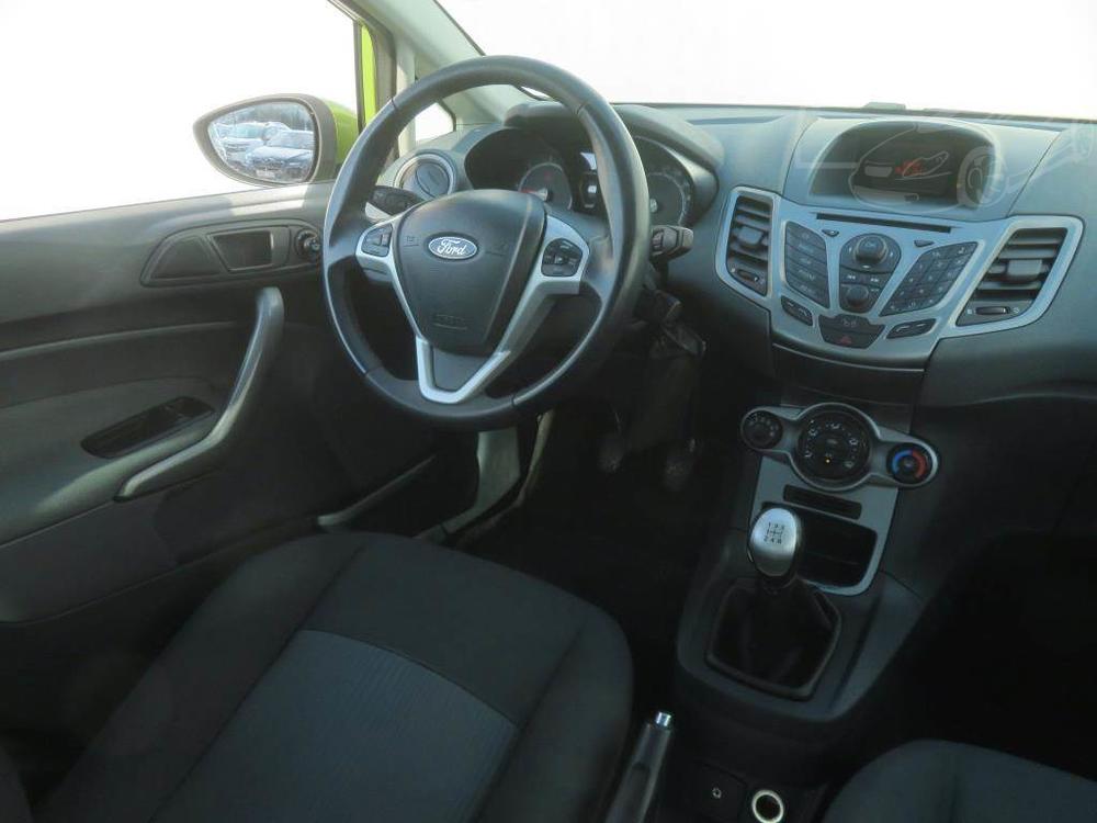 Ford Fiesta 1.6 TDCi, Serv.kniha, Tan