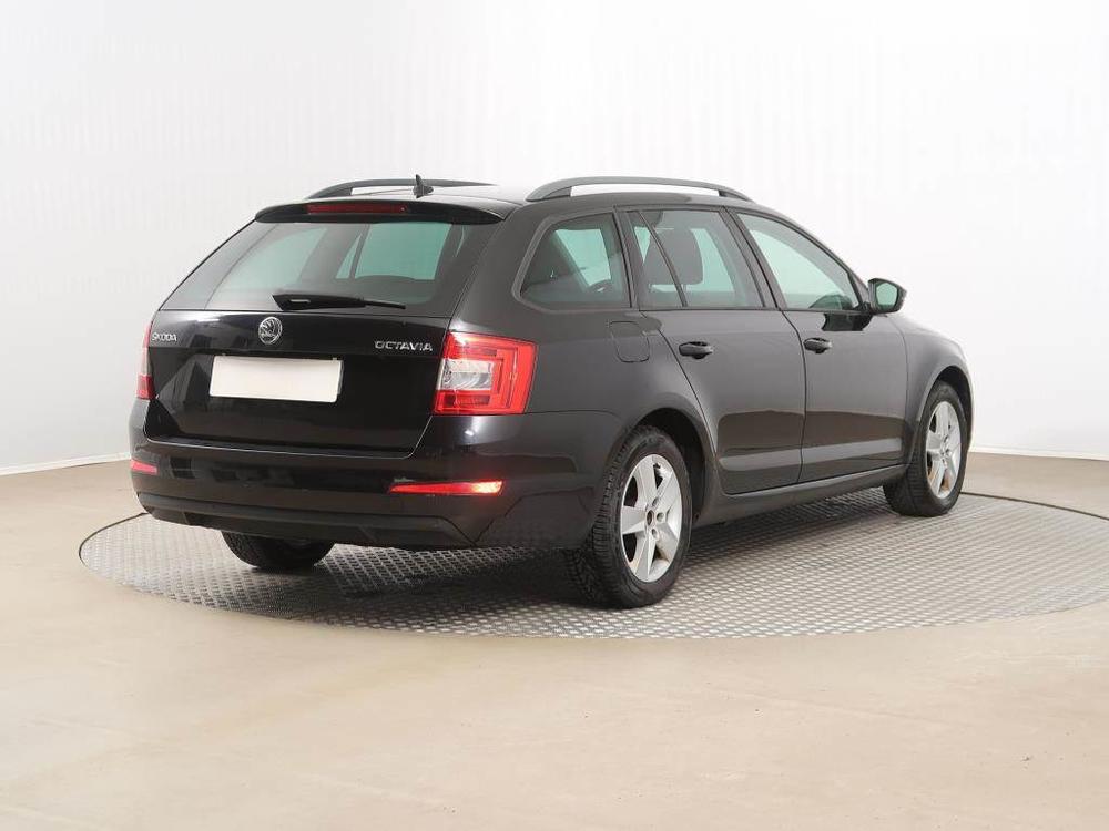 koda Octavia 1.6 TDI, Navi