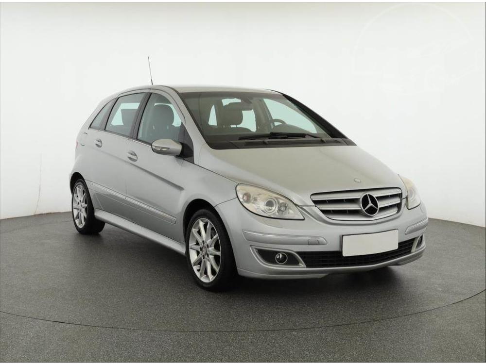 Mercedes-Benz B 180 180 CDI, po STK, Xenony