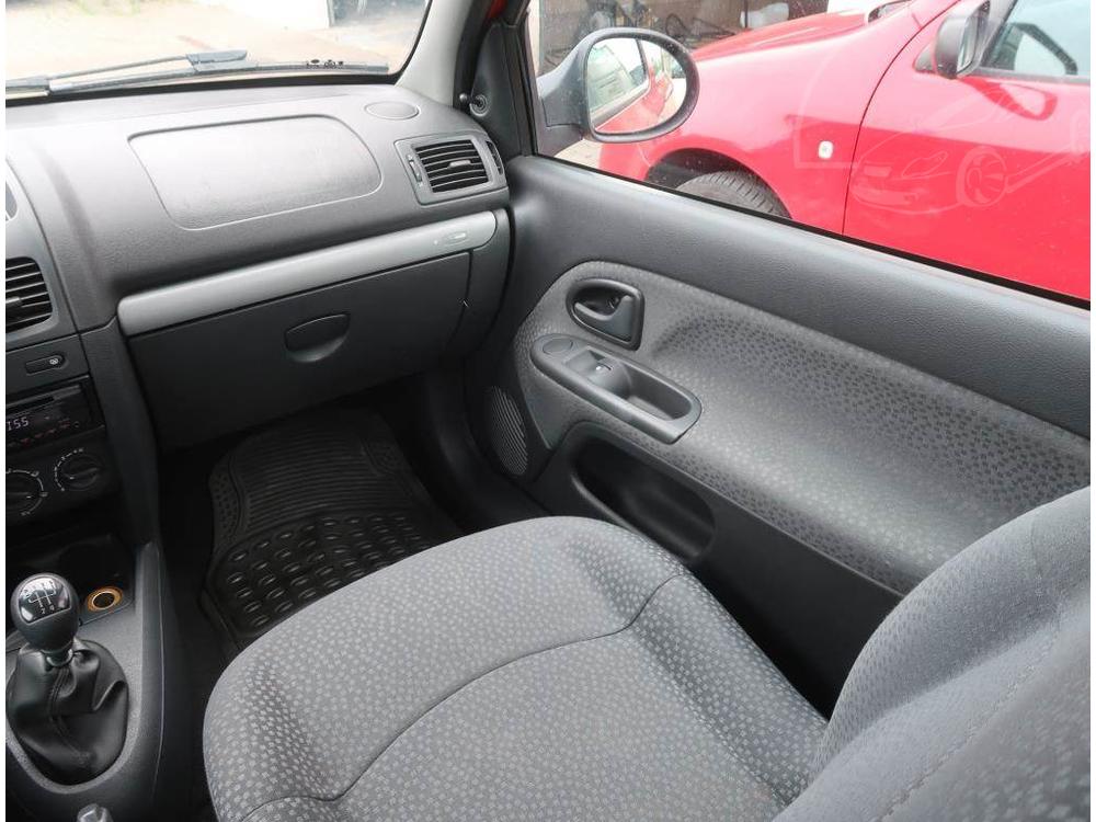 Renault Clio 1.2, po STK, zamluveno