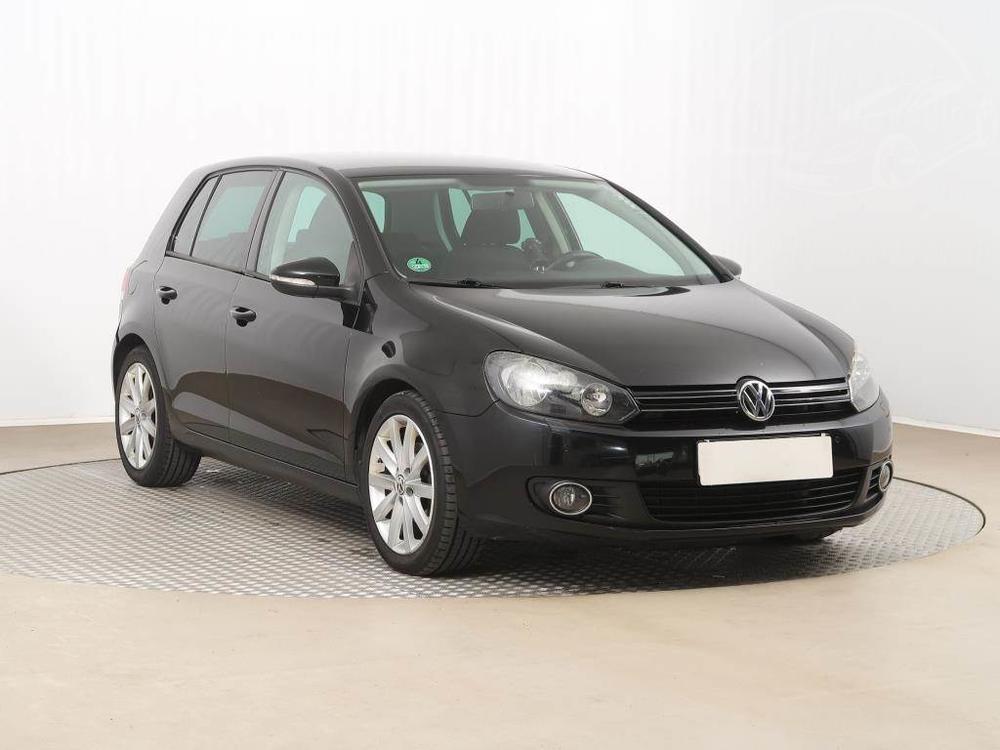 Volkswagen Golf 1.6 TDI, Automatick klima