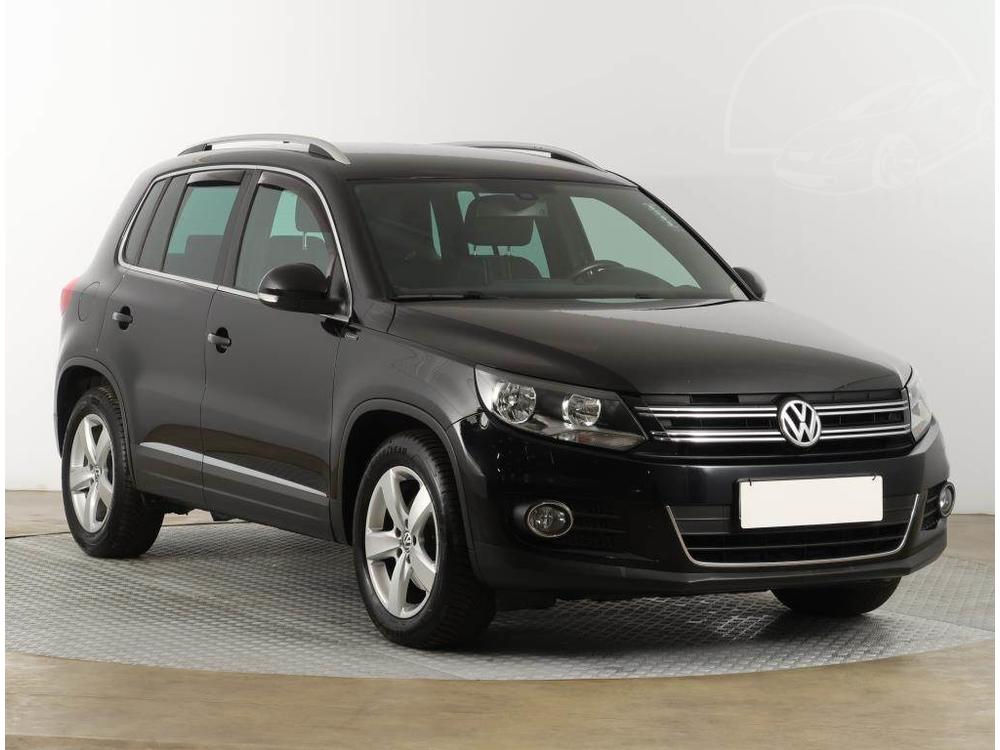 Volkswagen Tiguan 2.0 TDI, Sport&Style, Navi