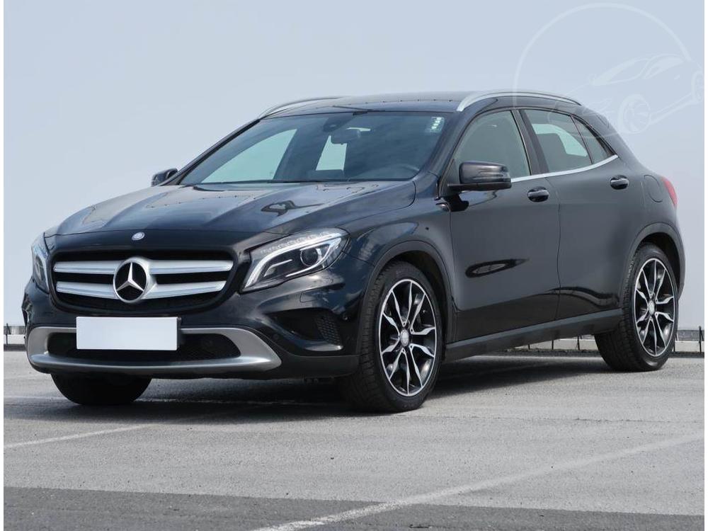 Mercedes-Benz GLA  250 4MATIC, 4X4, Automat