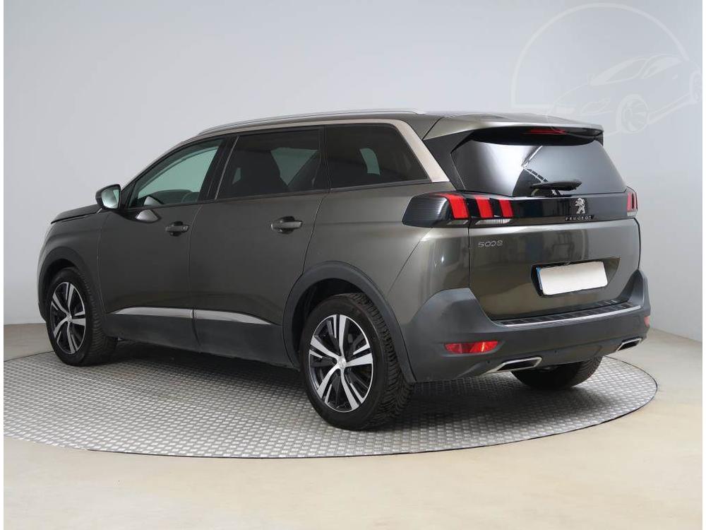 Peugeot 5008 PureTech 130, Allure