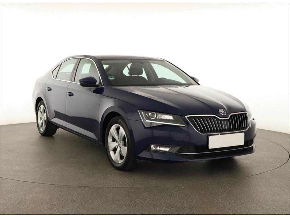 Škoda Superb 2.0 TDI, Ambition, ČR,1.maj