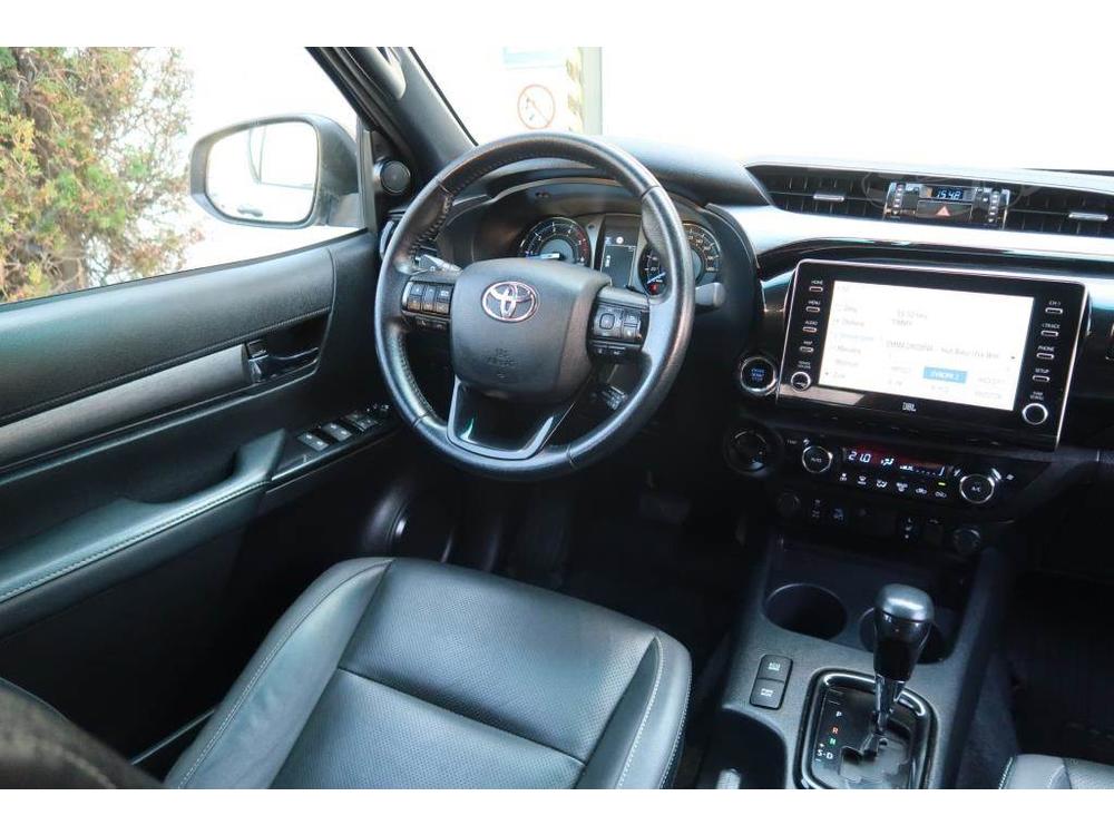 Toyota Hilux 2.8 D-4D, Executive, automat