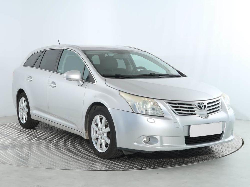 Toyota Avensis 2.2 D-4D, Automatická klima