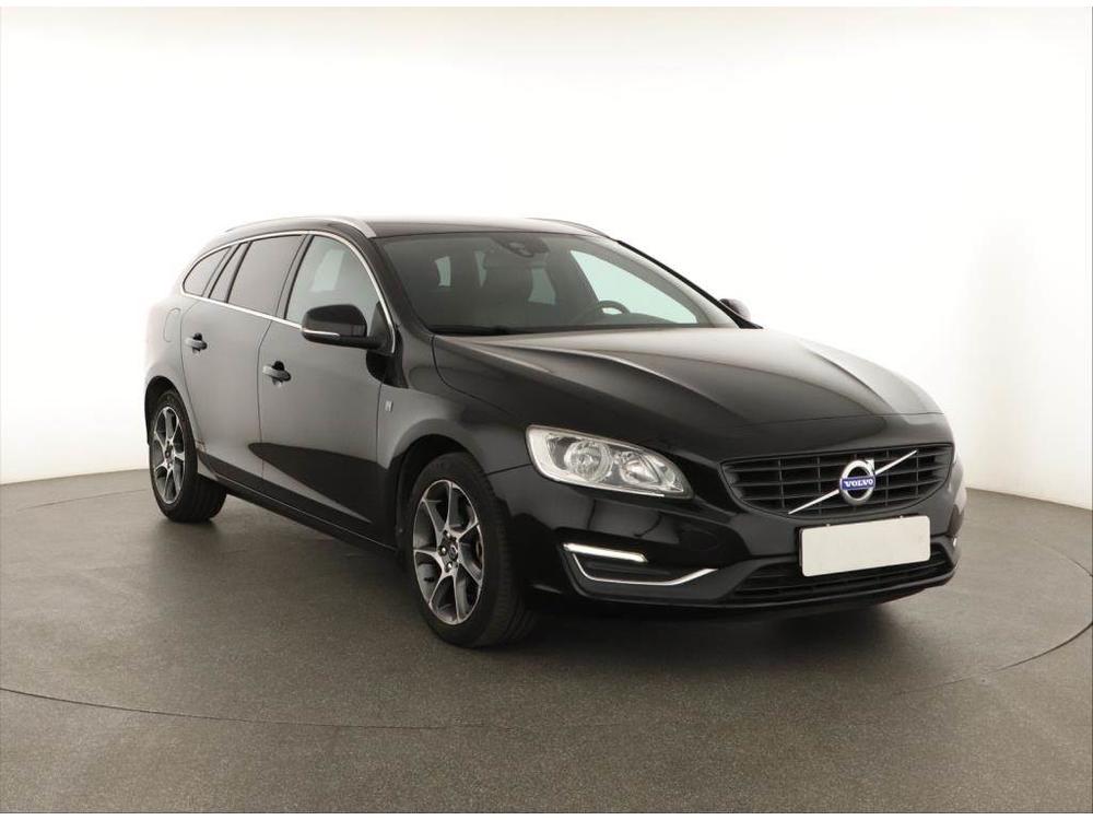 Prodm Volvo V60 D2 2.0, Serv.kniha, Ke, Navi