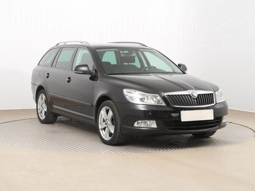 Škoda Octavia 1.6 TDI, Xenony