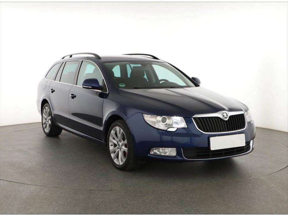 Škoda Superb 2.0 TDI, Automatická klima