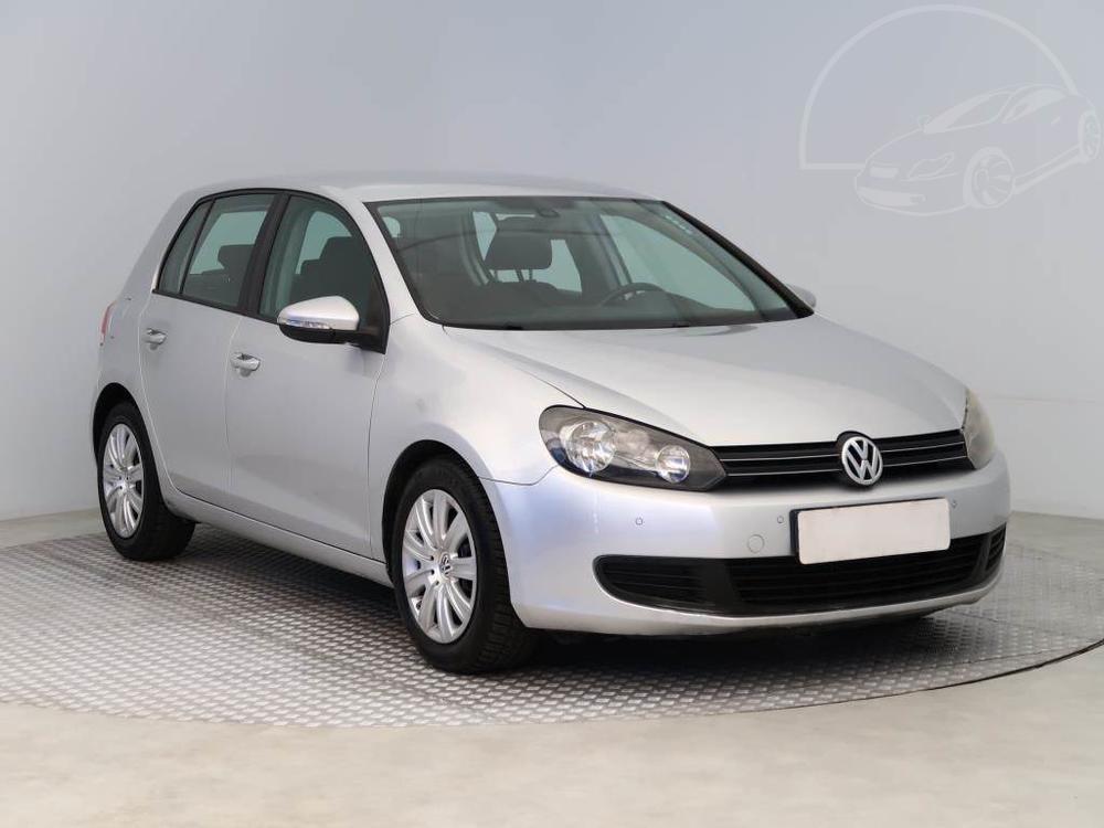 Volkswagen Golf 1.4 TSI, Automatická klima