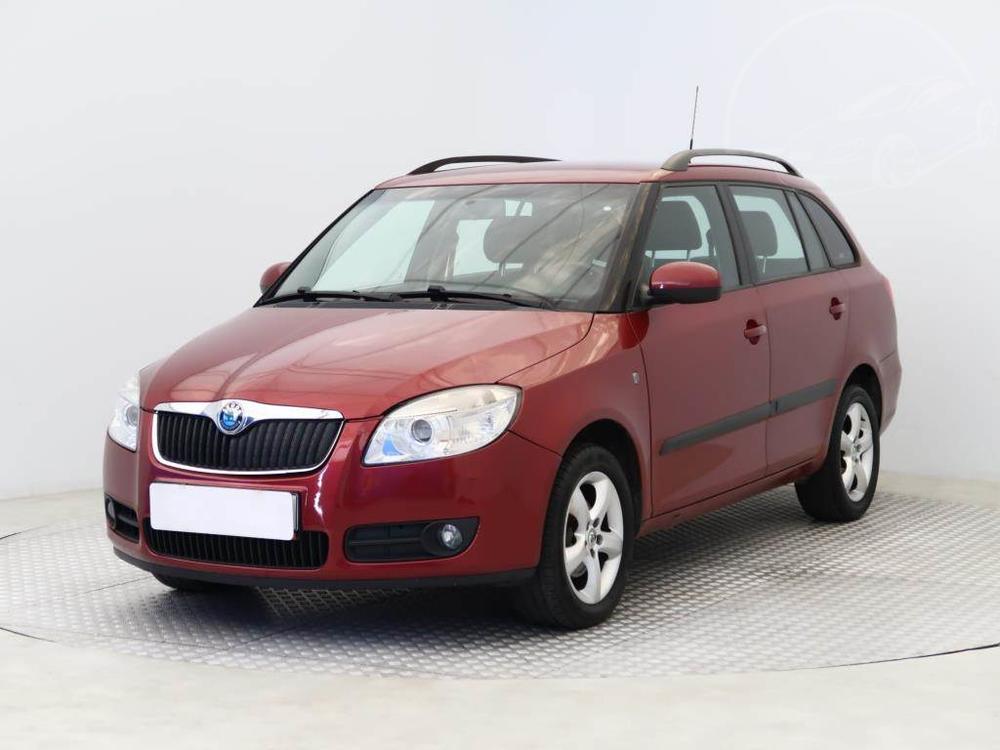 koda Fabia 1.6 16V, Elegance, Serv.kniha