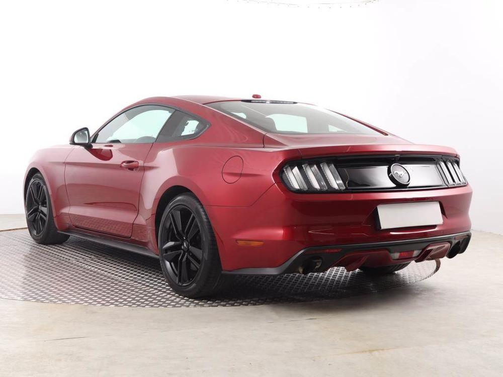 Ford Mustang 2.3 EcoBoost, Automat