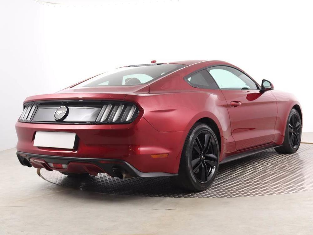 Ford Mustang 2.3 EcoBoost, Automat