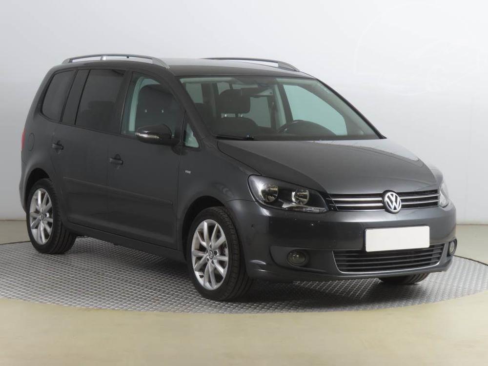 Volkswagen Touran 1.6 TDI, NOVÁ CENA, Automat