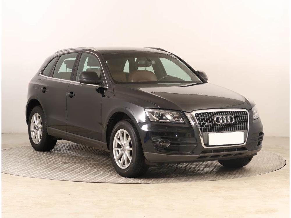 Audi Q5 2.0 TDI, 4X4, Automat, Kůže