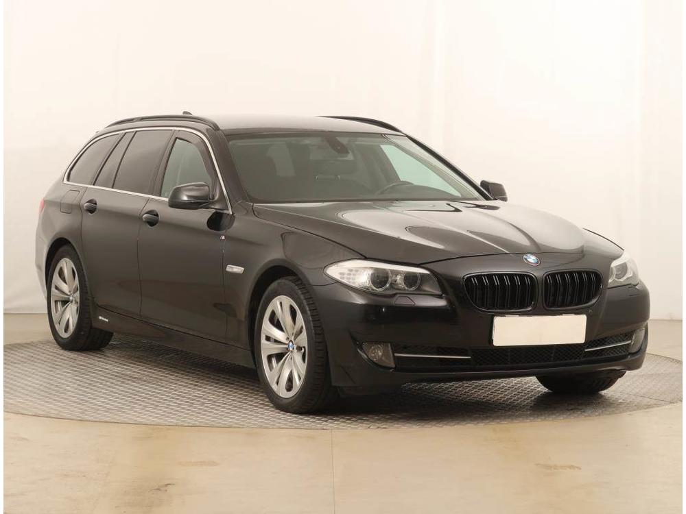 BMW 520 520d, Automatická klima