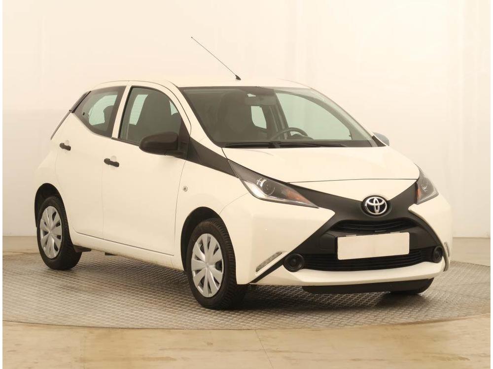 Toyota Aygo 1.0 VVT-i, ČR,2.maj