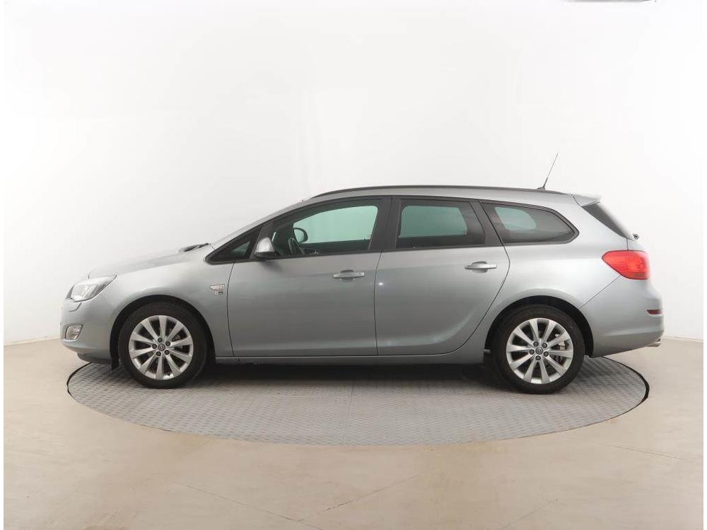 Opel Astra 1.4 T, Serv.kniha, Xenony