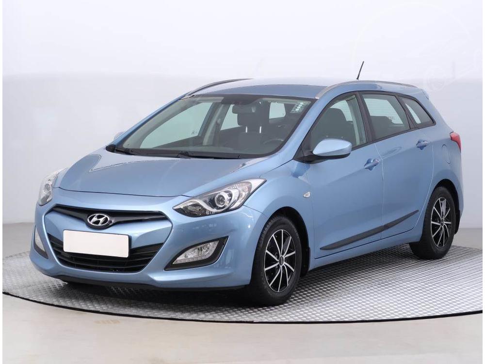 Hyundai i30 1.6 MPI, Trikolor, Serv.kniha