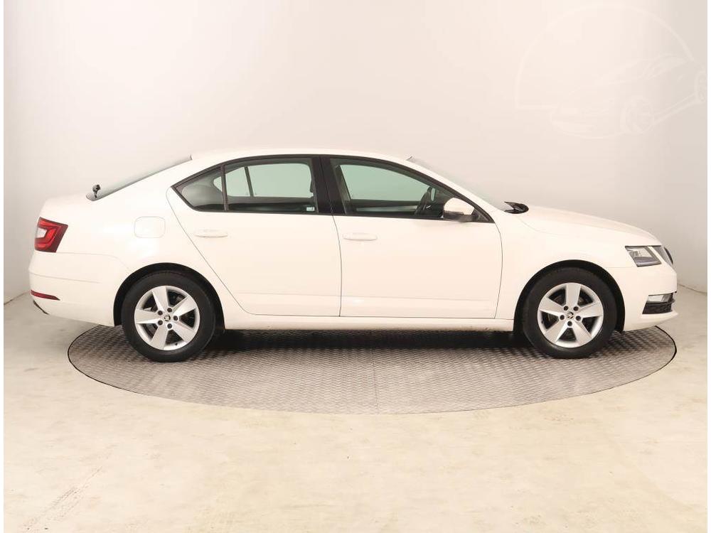 koda Octavia 1.6 TDI, R,1.maj, Klima