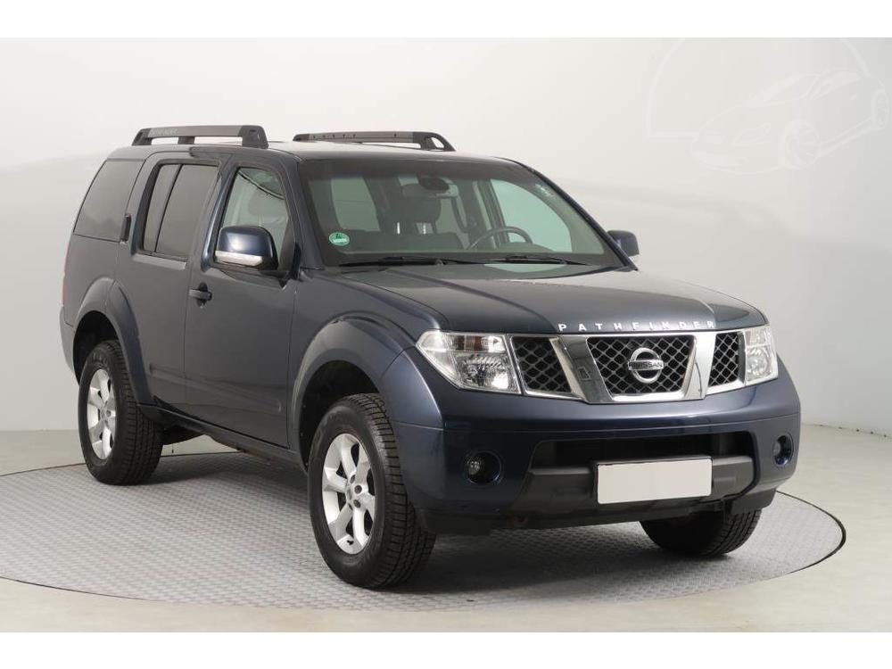 Nissan Pathfinder 2.5 dCi, 4X4, 7 míst