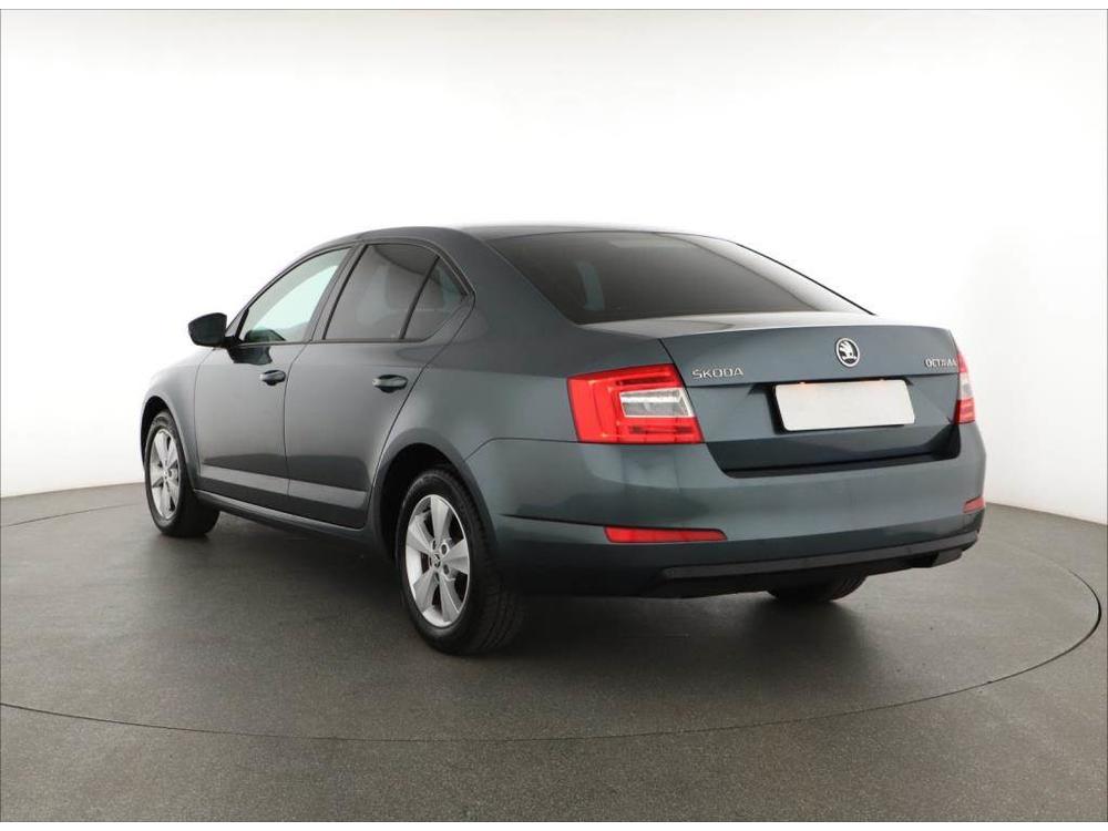 koda Octavia 1.6 TDI, R,2.maj, Serv.kniha