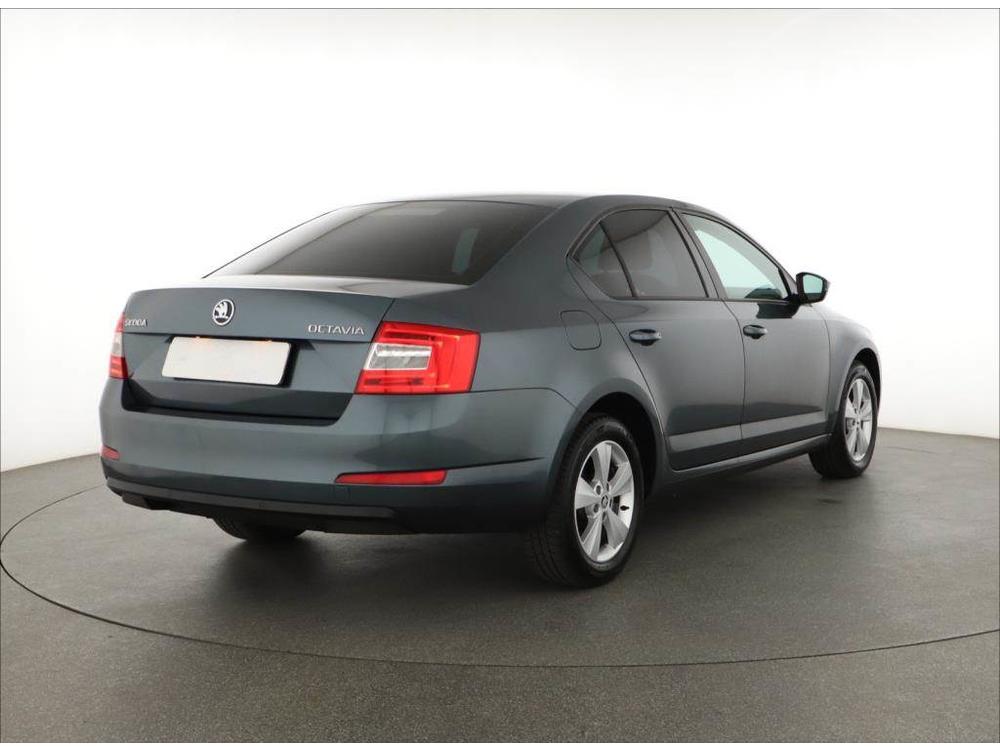 koda Octavia 1.6 TDI, R,2.maj, Serv.kniha