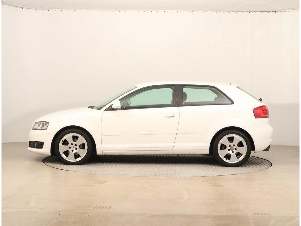 Audi A3 1.4 TFSI, Serv.kniha, Xenony