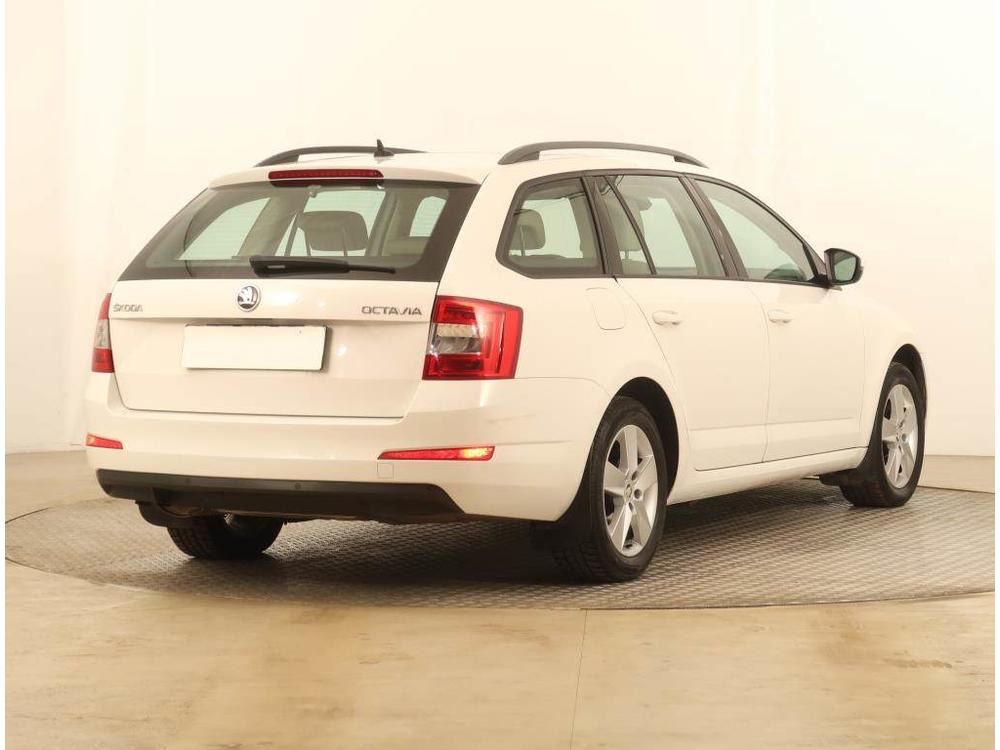 koda Octavia 2.0 TDI, Navi, Xenony