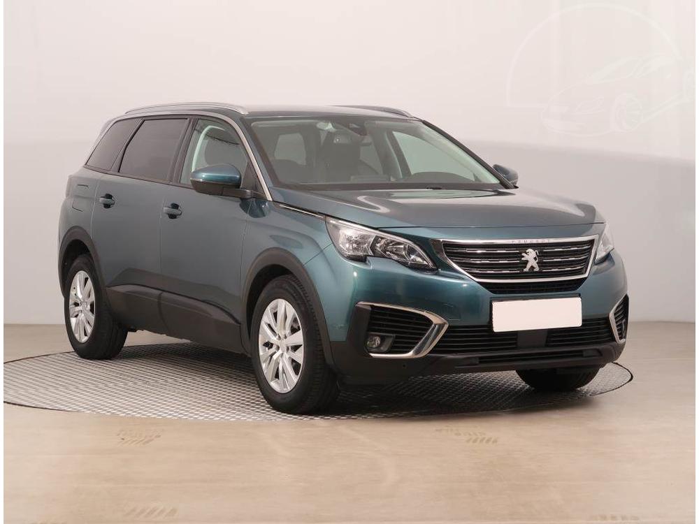 Peugeot 5008 PureTech 130, 7 míst, ČR,2.maj