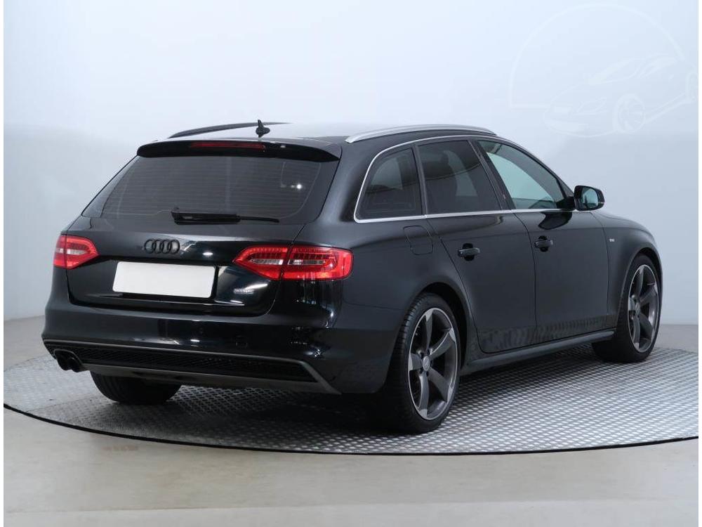 Audi A4 2.0 TDI, 4X4, Serv.kniha