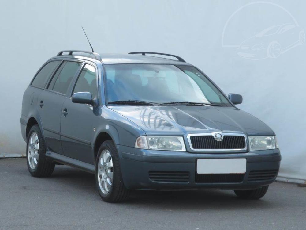 Škoda Octavia 1.6, Ambiente, Serv.kniha