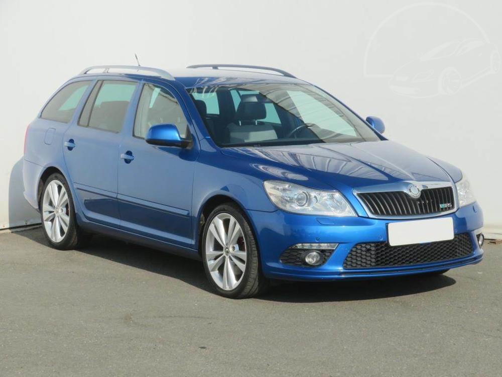 Škoda Octavia RS 2.0 TDI, Serv.kniha