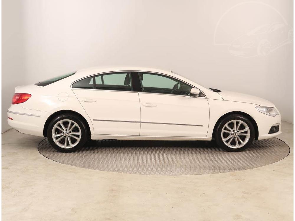 Volkswagen Passat 2.0 TDI, Automatick klima