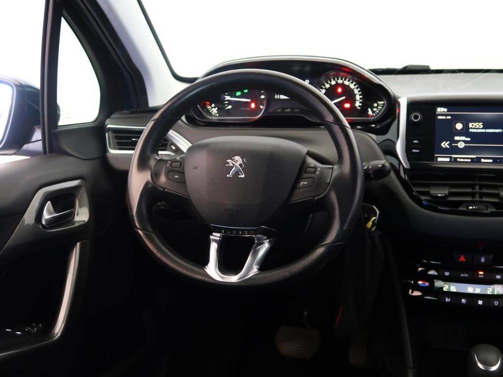 Peugeot 2008 1.2 PureTech, Automat