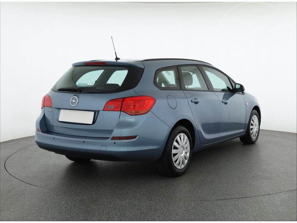 Opel Astra 1.6 16V, Automatick klima