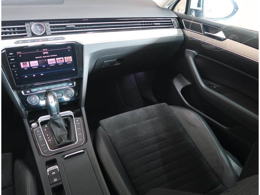 Volkswagen Passat 1.8 TSI, R-Line, Automat