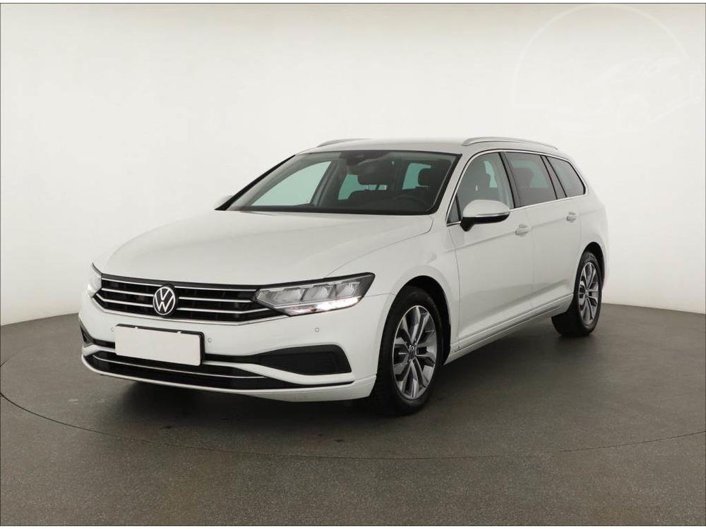 Volkswagen Passat 1.5 TSI, Business, R,1.maj