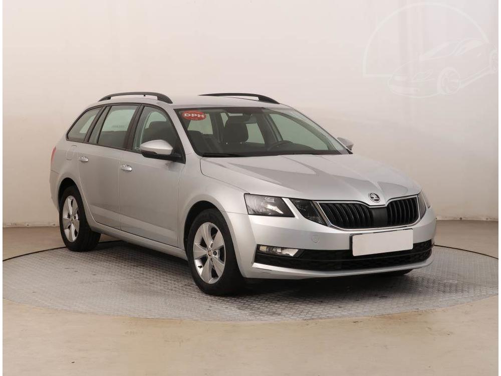 Škoda Octavia 1.6 TDI, Ambition, ČR,1.maj