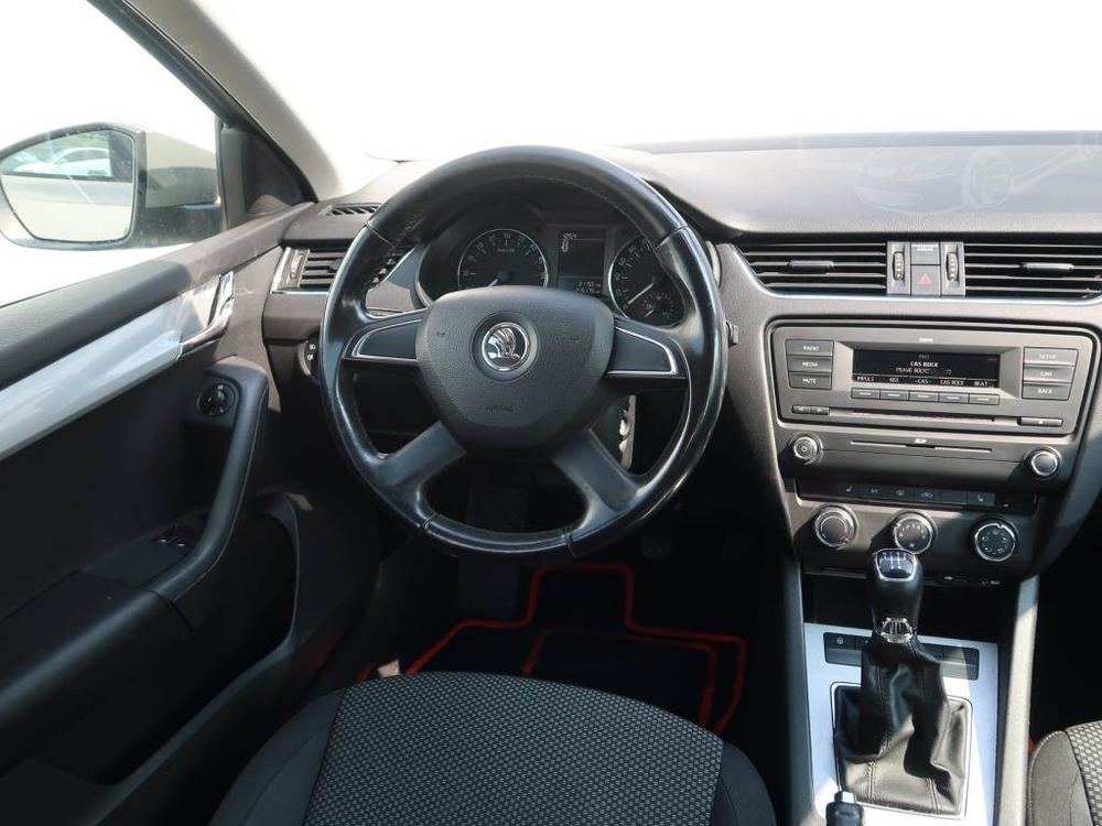 koda Octavia 1.6 TDI, Klima, Tempomat