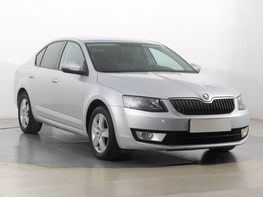 Škoda Octavia 1.6 TDI, Automat, Serv.kniha