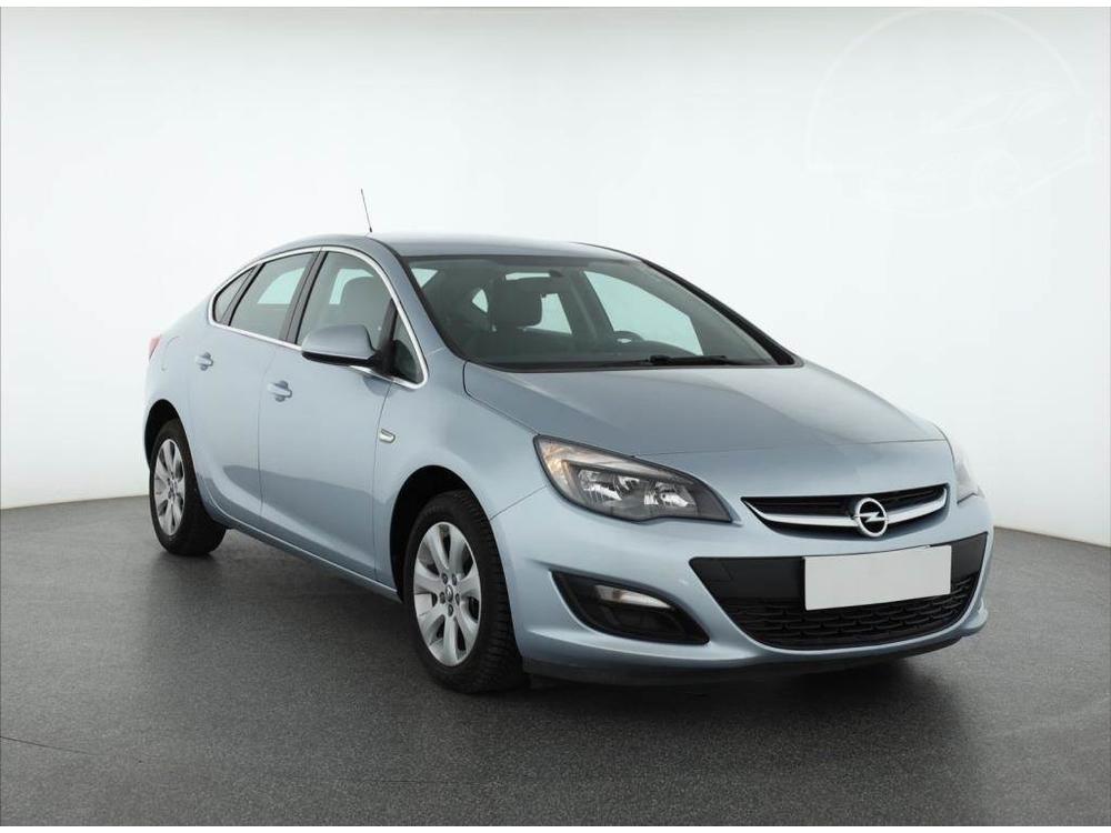 Opel Astra 1.4 T, LPG, Serv.kniha, Kůže