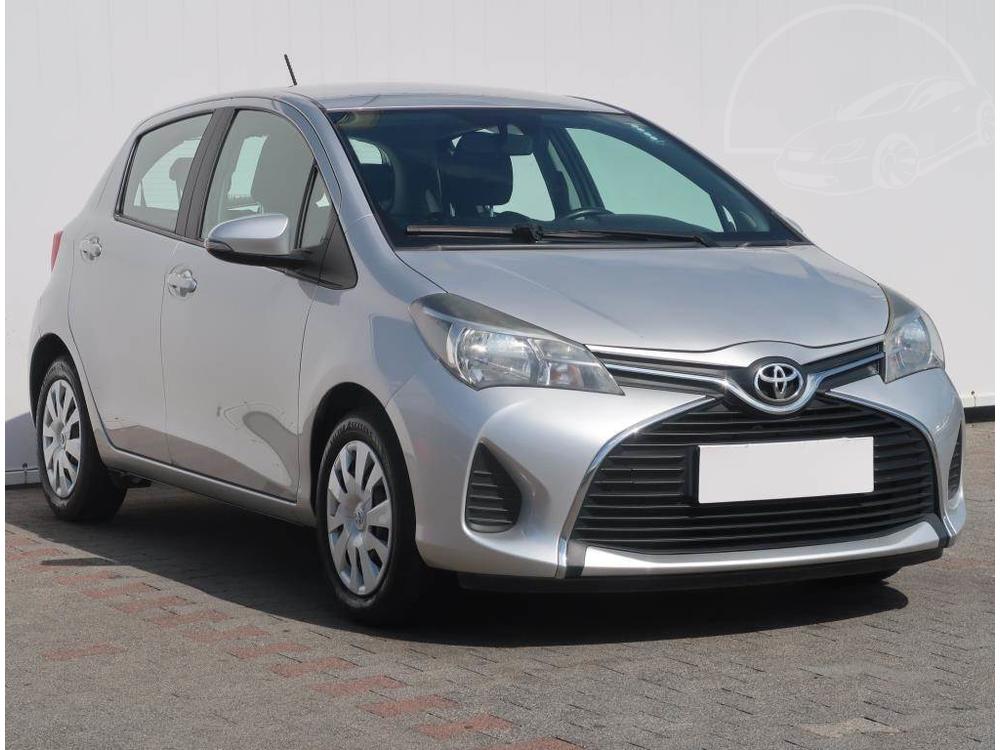 Prodm Toyota Yaris 1.0 VVT-i, Serv.kniha, Klima