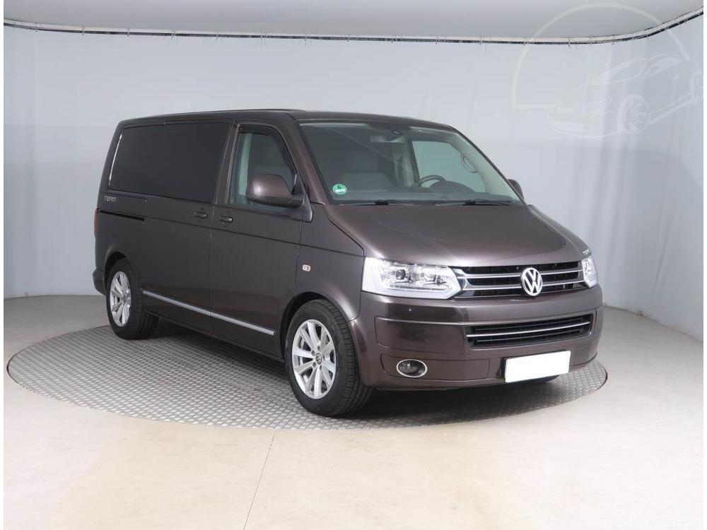 Volkswagen Multivan 2.0 TDI, Bus, 7Míst, Klima